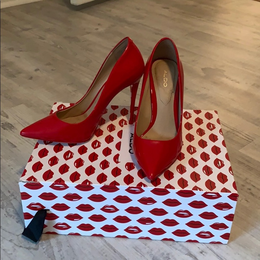 Aldo cherry red kiss pumps